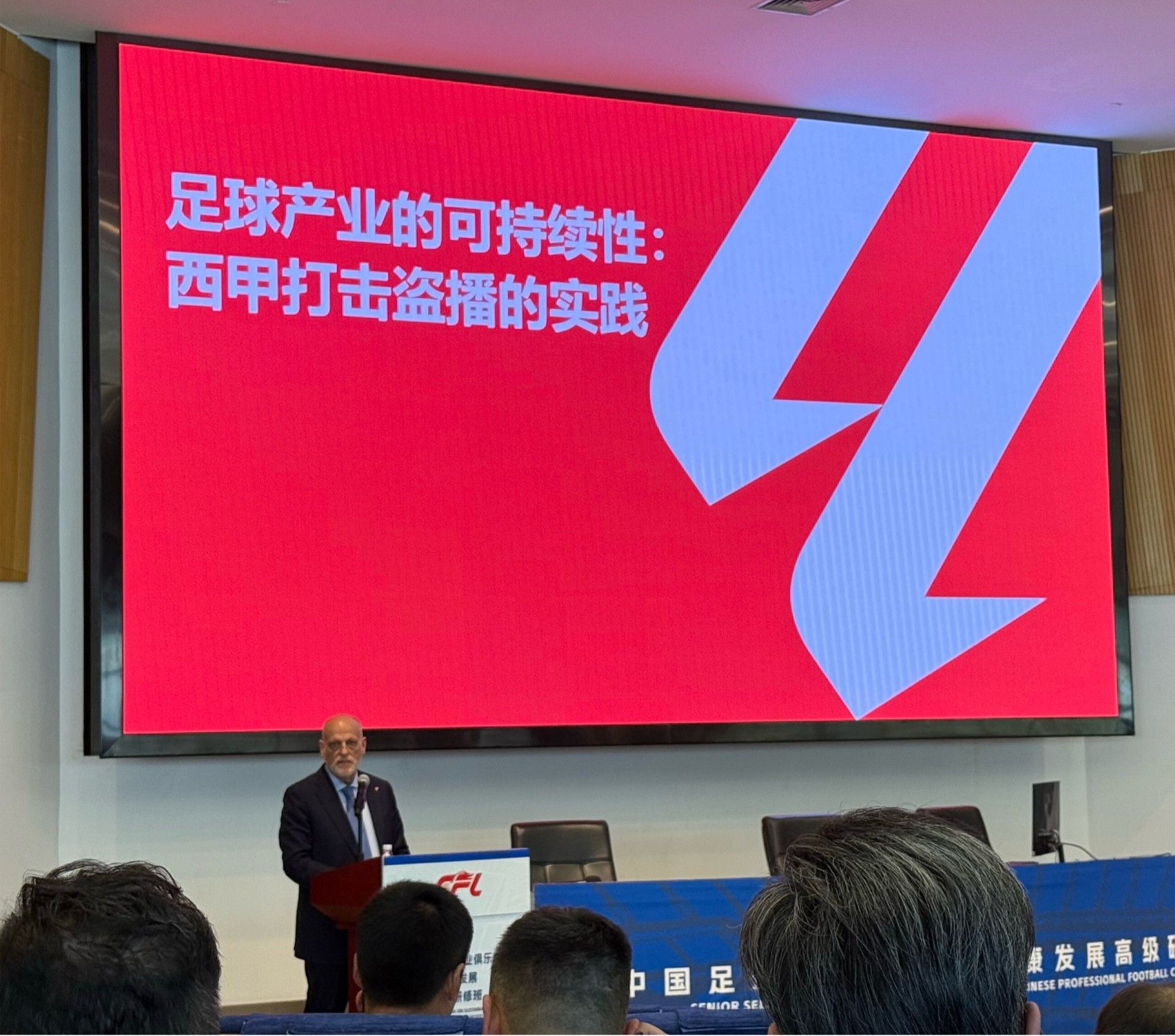 007zBROqly1i1vkmdsjavj325d1vbb29